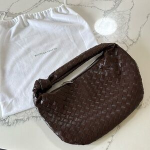 BV brown shoulder bag medium size never used